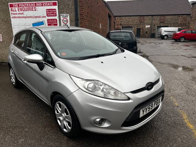 Ford Fiesta 1.4 FIESTA ZETEC 68 TDCI Hatchback Diesel Silver