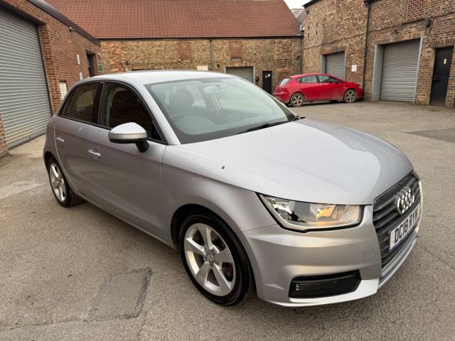 Audi A1 1.4 A1 SPORT NAV TFSI Hatchback Petrol Silver